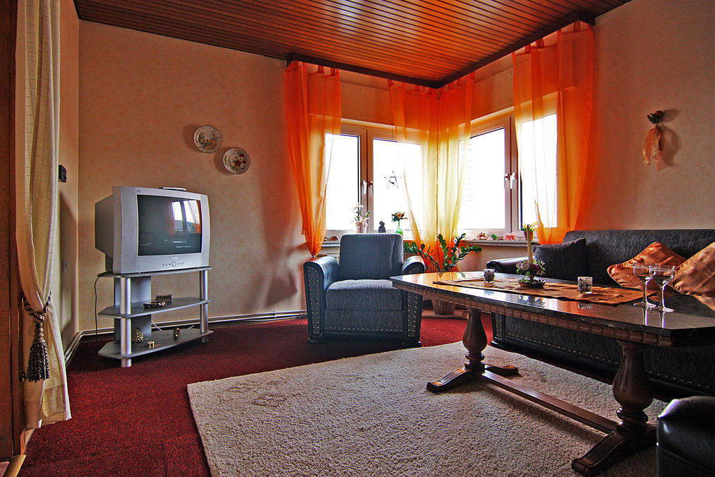 Ferienwohnung Gerharz Hillscheid Exterior foto